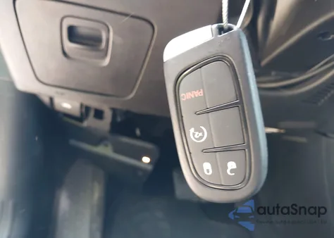 2019 Jeep Cherokee Limited 4X4 z USA, uszkodzony, nr VIN 1C4PJMDN4KD295060